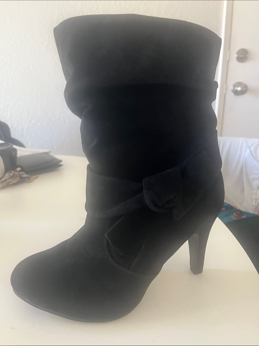 Venus Women's Black Bow Heeled Boots- *worn once*